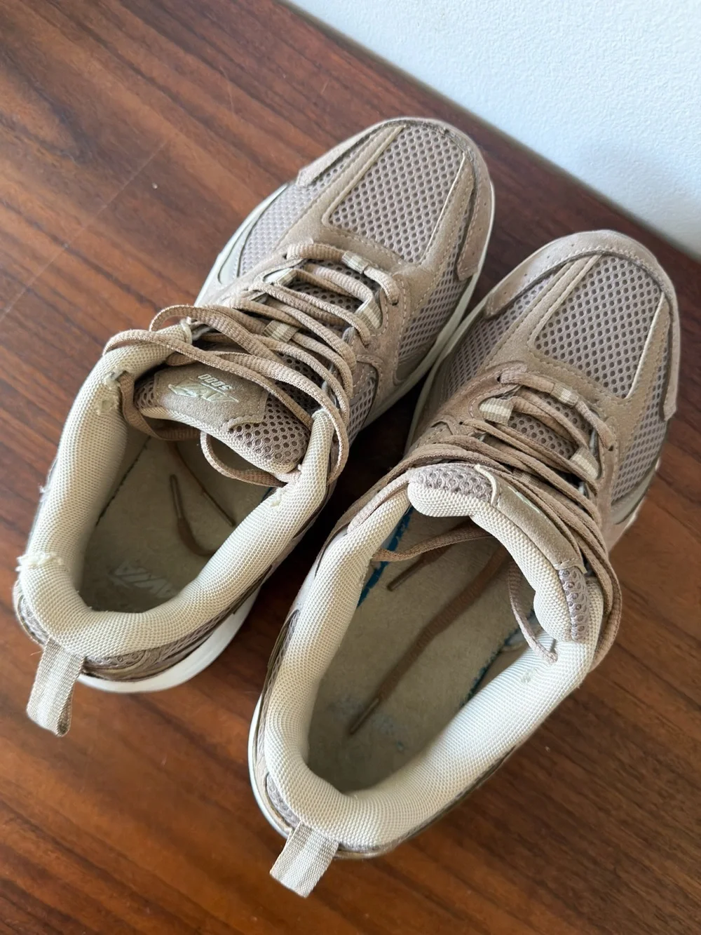 Avia 5000 Men’s 8.5 Running Shoes Tan Beige Suede Leather Mesh Retro Sneakers